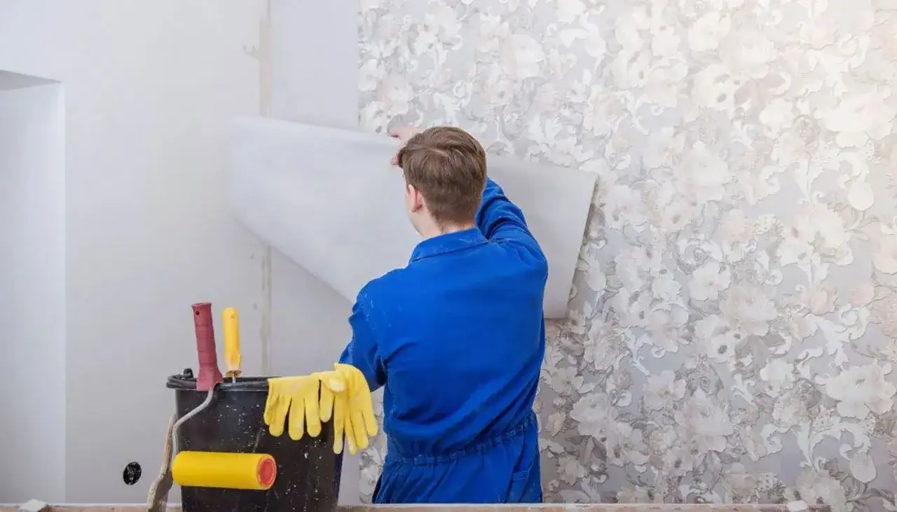 Wallpaper Fixing